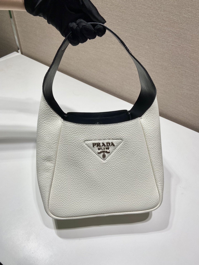 Pra*a bucket bags